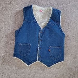 Levi's vintage denim and Sherpa vest.